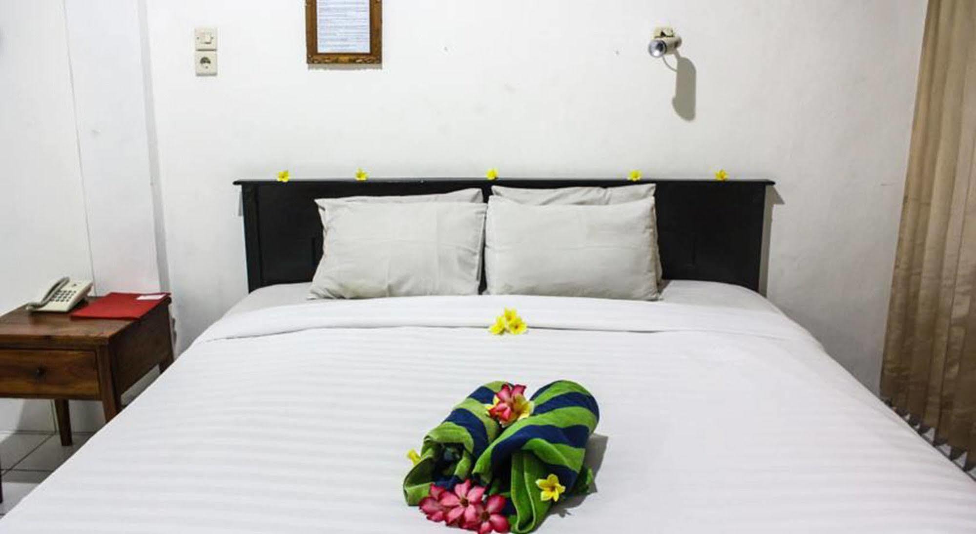 Hotel Puri Tanah Lot Kuta  Ngoại thất bức ảnh