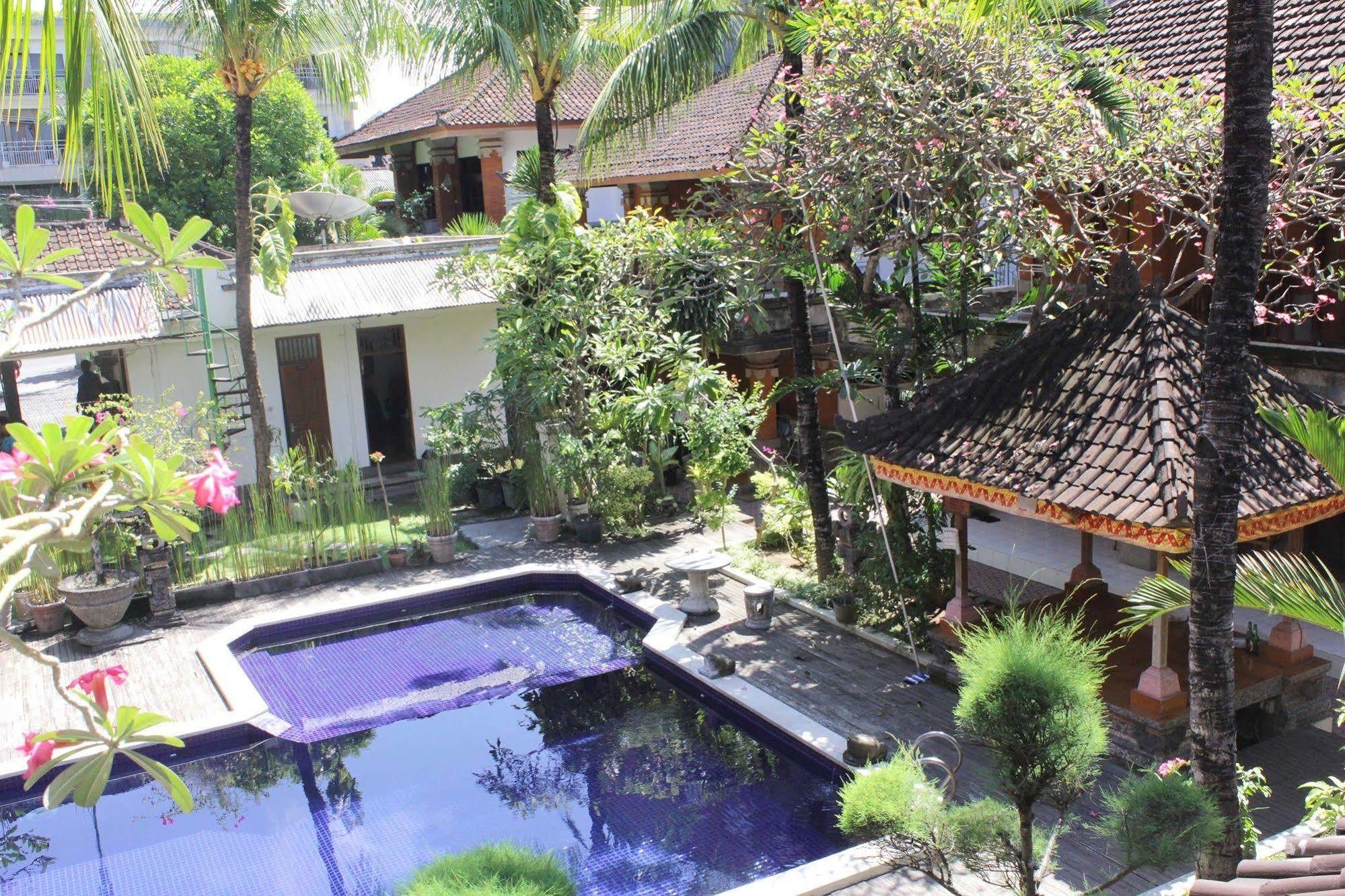Hotel Puri Tanah Lot Kuta  Ngoại thất bức ảnh